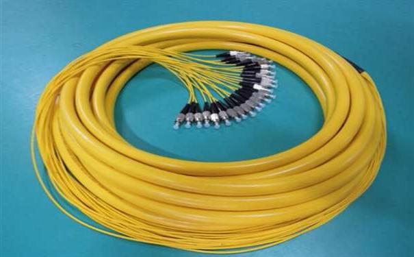 乌鲁木齐市分支光缆如何选择固定连接和活动连接